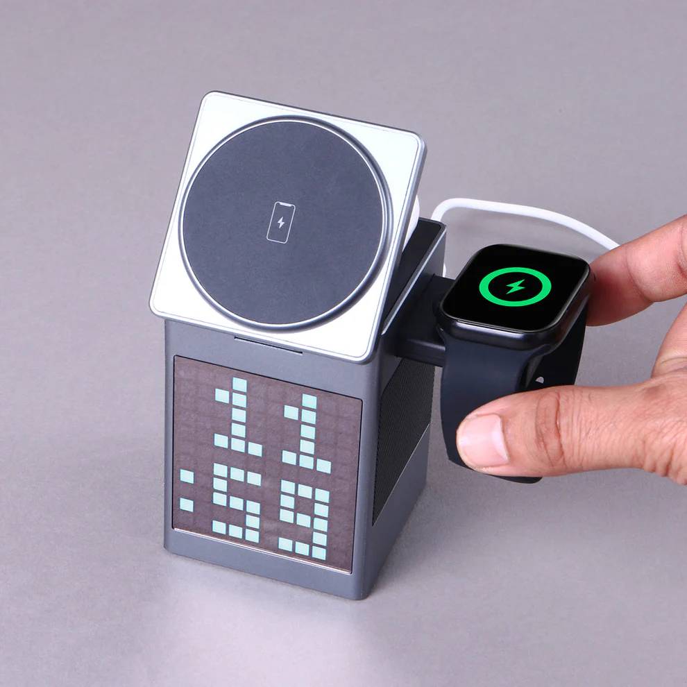 Valdus S5 6 in 1 Wireless Charger Bluetooth Speaker Digital Clock Pixel Animation 4