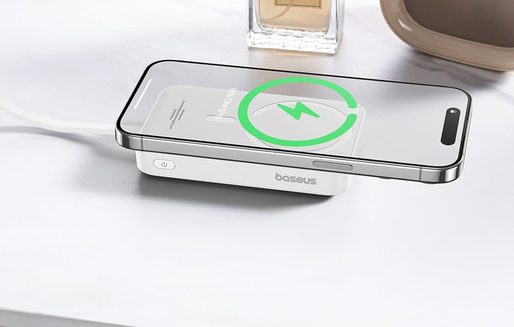 Baseus Mini 10000mAh 30W Magnetic Powerbank FC Bayern Edition 1