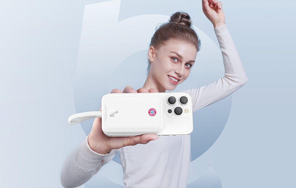 Baseus Mini 10000mAh 30W Magnetic Powerbank FC Bayern Edition 1