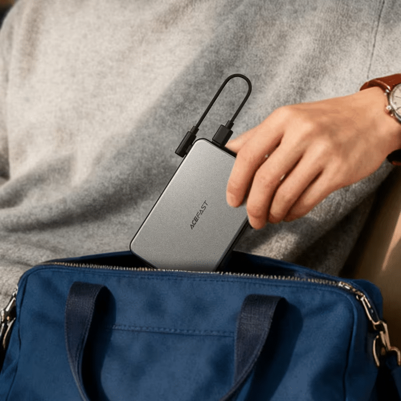 ACEFAST M30 Power Bank 5000mAh with Magnetic Wireless Charging 1
