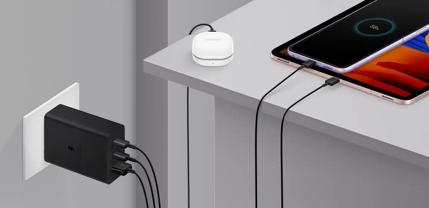 Samsung 65W PD Power Adapter Trio USB C X 2 USB A 1