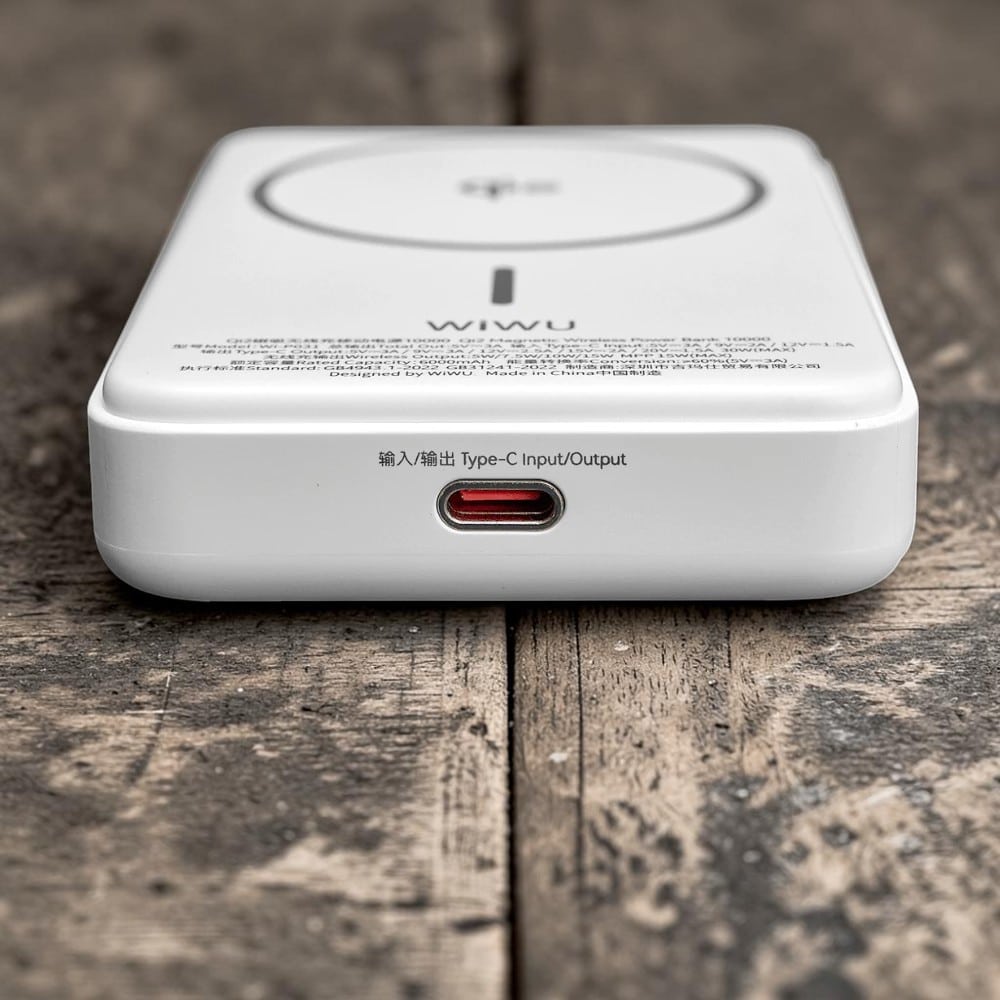 WiWU Wi P031 Qi2 30W 10000mAh Magnetic Power Bank 3