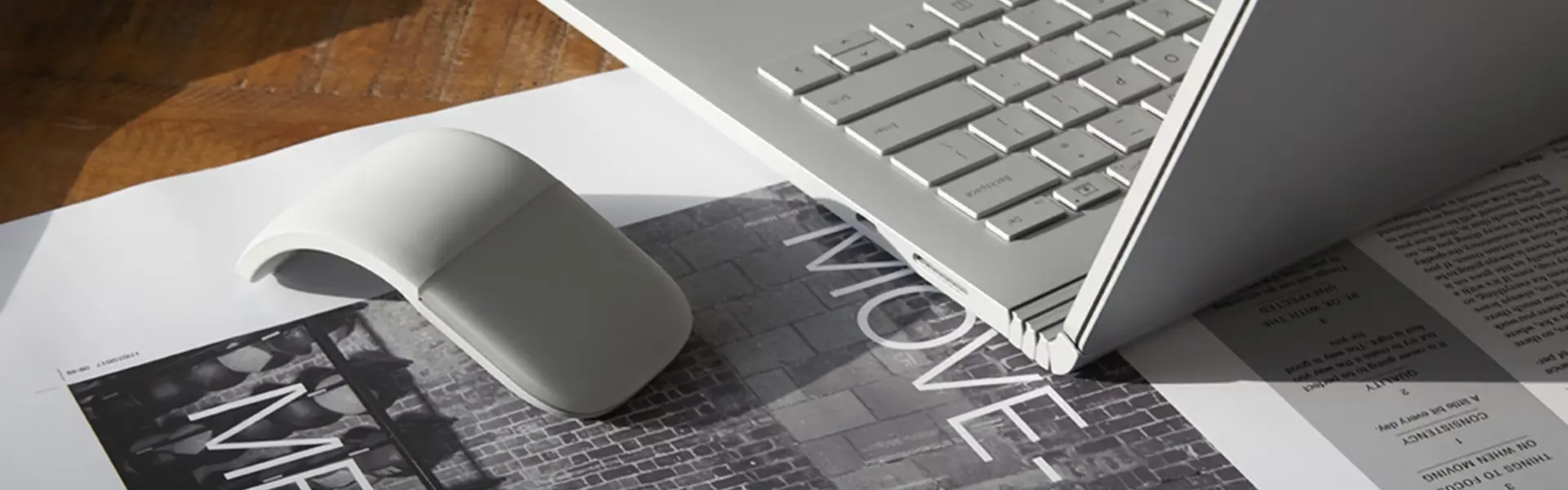 Microsoft Surface Arc Mouse 1