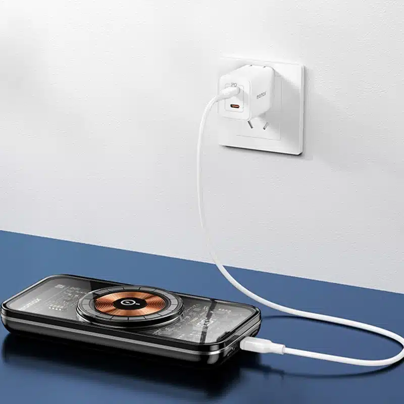 Momax IP113 Q.Mag POWER13 10000mAh 35W Power Bank 5